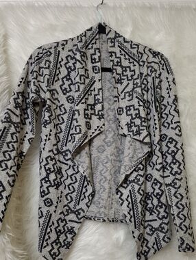 Open-Front Aztec Print Cardigan - Black & Cream